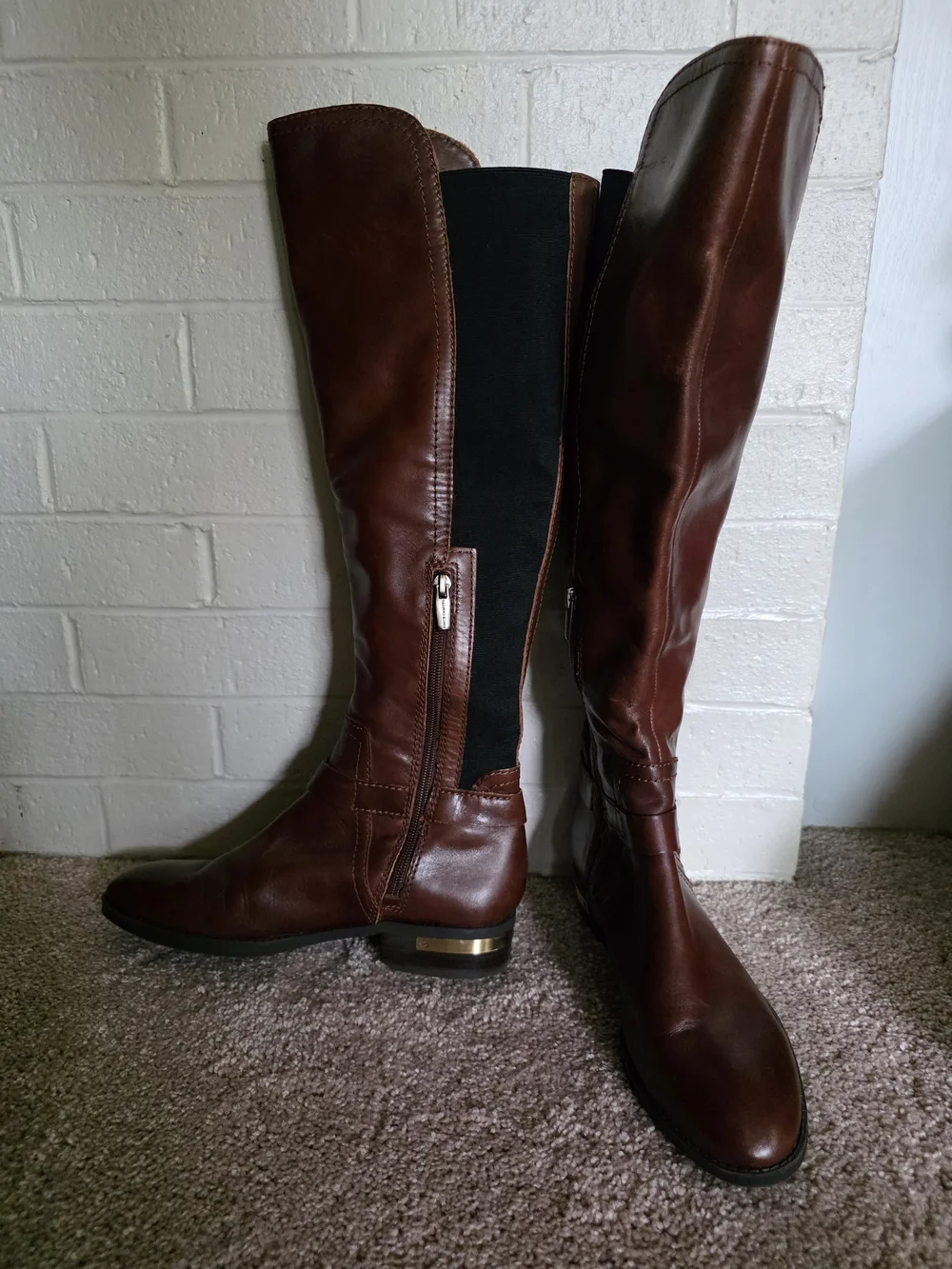 Vince Camuto vince camuto